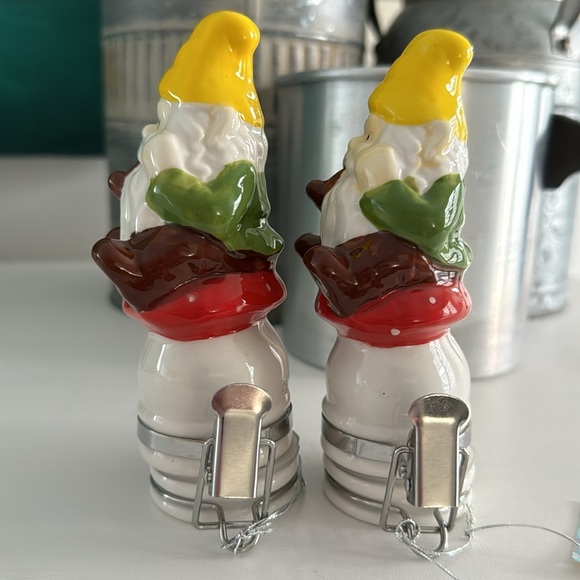 Set Gnomes Porcelain Container Art Decor NWT (2) - Picture 2 of 10